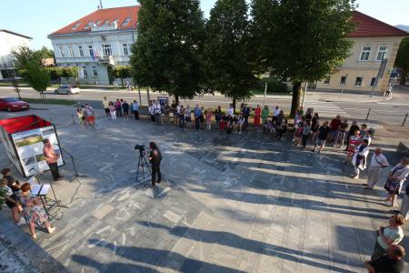 OTVORITEV RAZSTAVE SLOVANI NA NOTRANJSKEM 11 FOTO LJUBO VUKELIČ